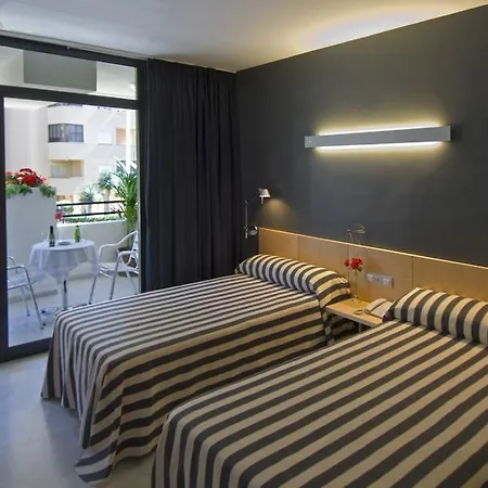 Nautico Hotel 2*