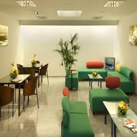 Nautico Hotel 2*